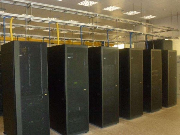 有20個(gè)點(diǎn)，如何做好集中性的機(jī)房環(huán)境系統(tǒng)檢測控制？