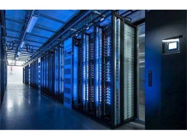 電信網(wǎng)絡(luò)機(jī)房監(jiān)控系統(tǒng)，提供堅(jiān)強(qiáng)后盾！