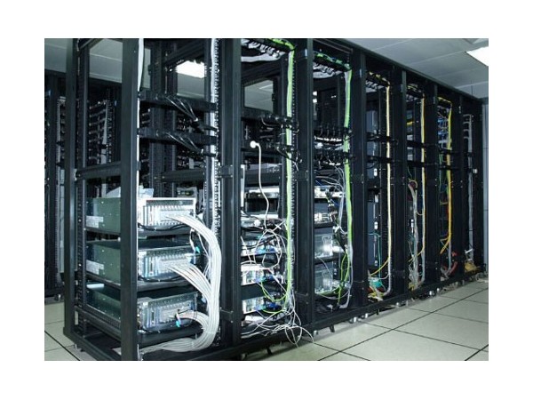 你們的機(jī)房動環(huán)監(jiān)控設(shè)備，我們可以自己安裝嗎？