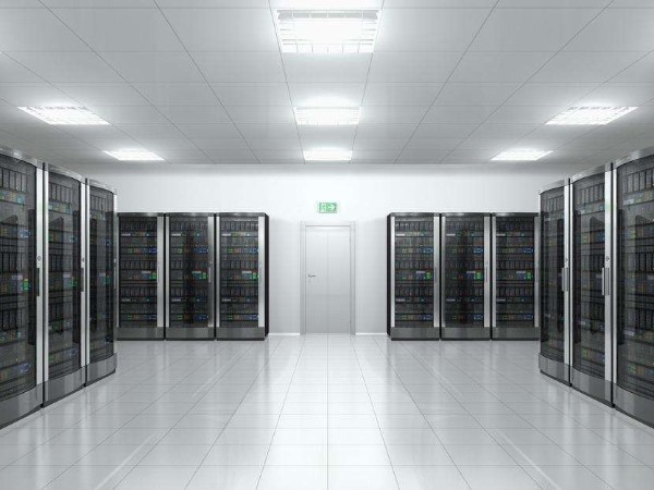 機(jī)房監(jiān)控系統(tǒng)模式：多個(gè)機(jī)房單點(diǎn)監(jiān)控