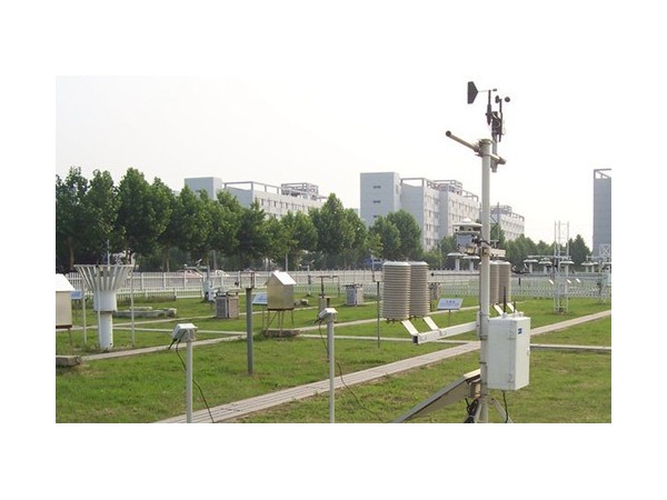 你在找的基于單片機(jī)的環(huán)境監(jiān)測(cè)儀，這里就有