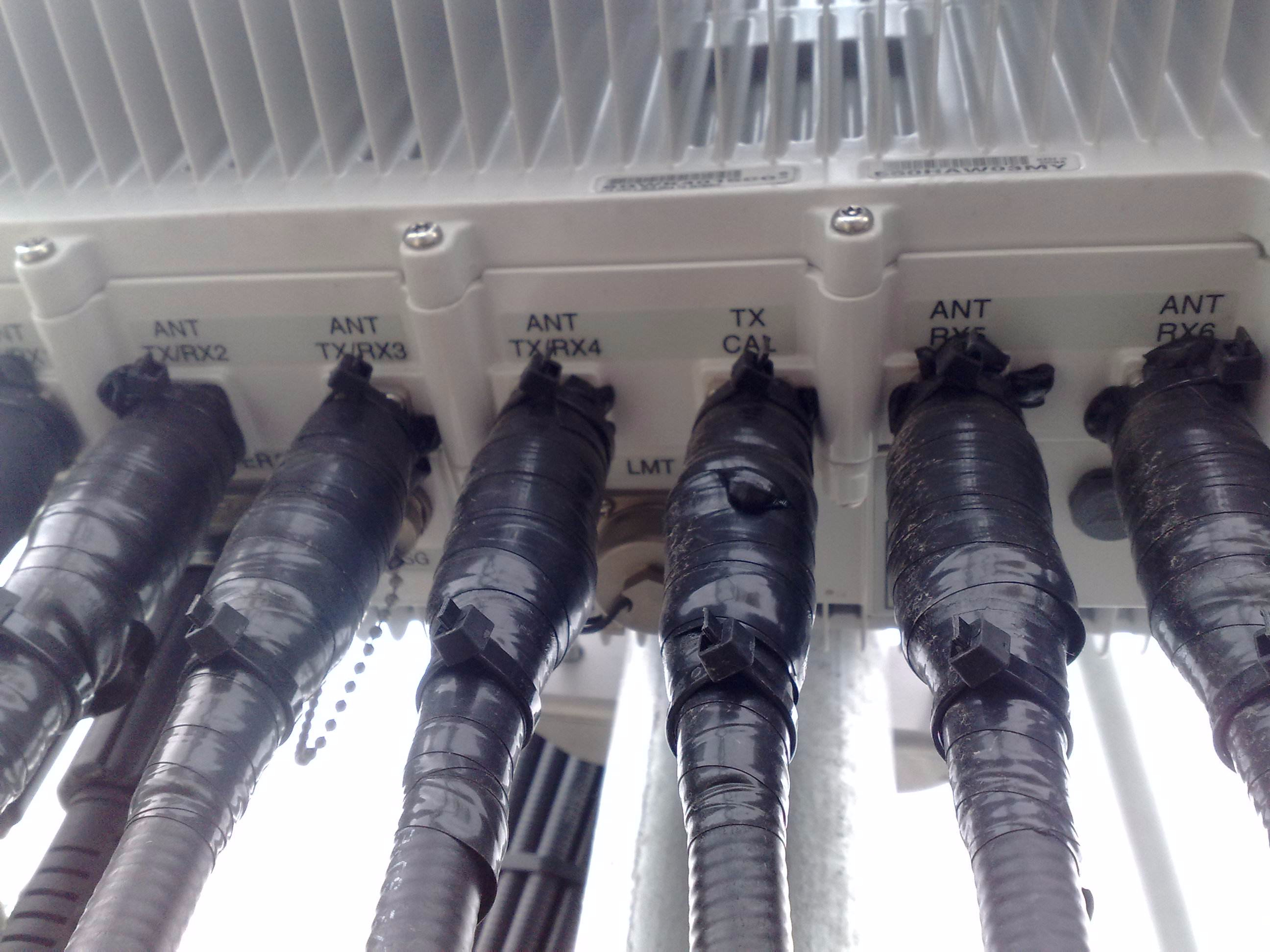 遠(yuǎn)程實(shí)時(shí)監(jiān)控?zé)o人基站實(shí)現(xiàn)什么樣的功能？