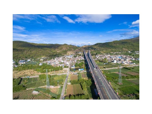 無網(wǎng)絡(luò)環(huán)境用什么主機(jī)實現(xiàn)高速公路配電室綜合監(jiān)控系統(tǒng)？