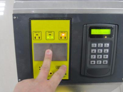 智能門禁系統(tǒng)，防御城墻