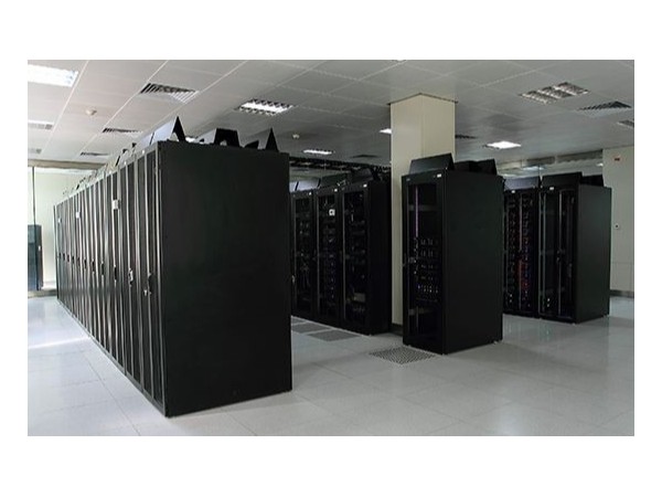 公安局信息機(jī)房運(yùn)行維護(hù)系統(tǒng)解決方案，設(shè)備狀態(tài)實(shí)時(shí)展現(xiàn)